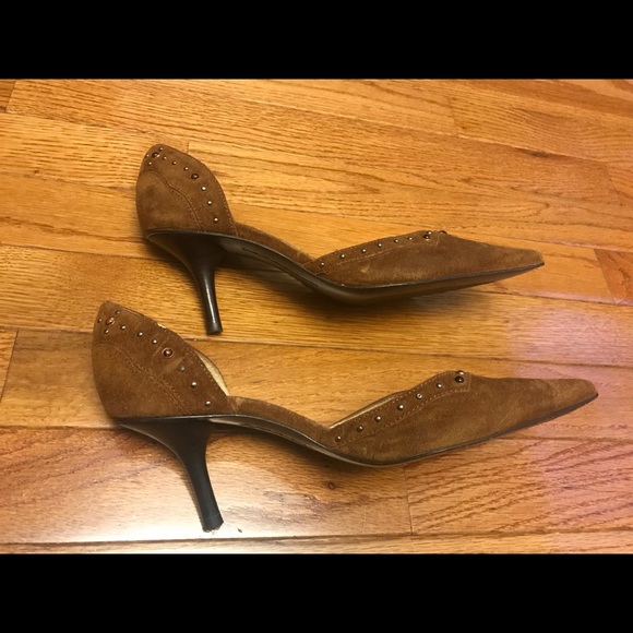 MICHAEL KORS BROWN SUEDE LEATHER POINTY TOE PUMPS - Picture 4 of 8